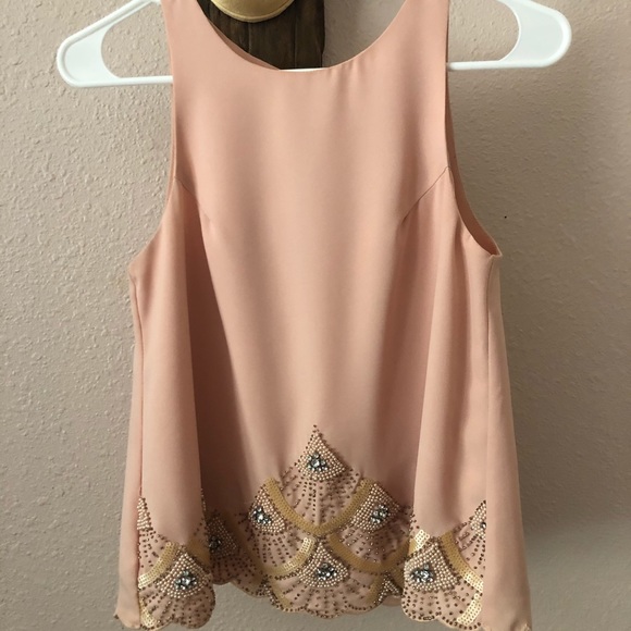 MM Couture scalloped edge peach blouse - Picture 2 of 4